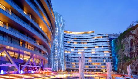 亮化設(shè)計(jì)如何確保建筑燈光秀效果？