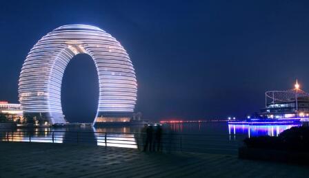 地標建筑亮化工程，促進城市繁榮激發(fā)商業(yè)潛力！