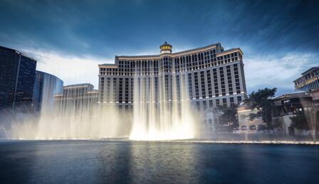 酒店泛光照明設(shè)計(jì)，巧妙運(yùn)用燈具讓酒店更顯氣派！